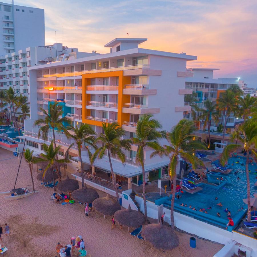 Star Palace Beach Hotel Mazatlan Bagian luar foto